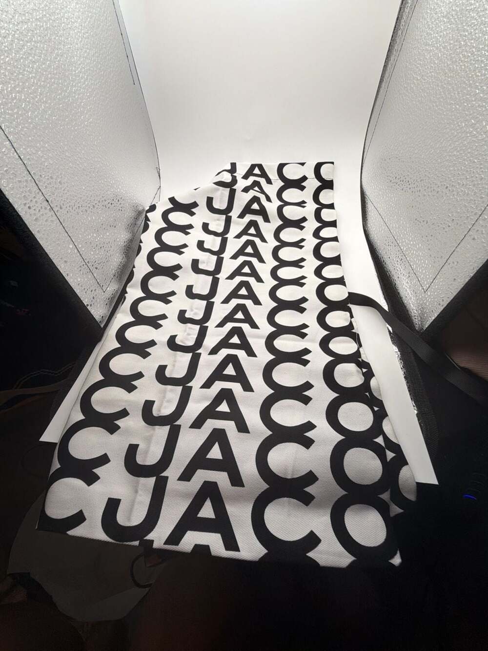 Marc Jacobs Monogram Pattern Drawstring Dust Bag - Picture 2 of 3